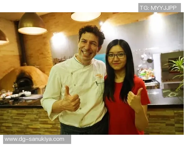 退役足球明星的伤感回忆与人生新篇章的探索之旅