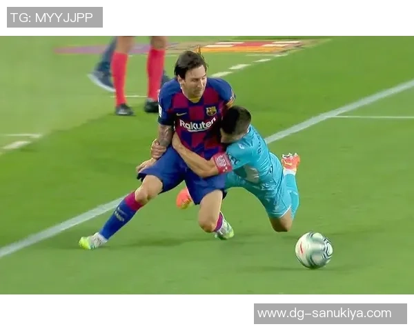 足球明星转身瞬间的精彩特效视频展现足球技艺与魅力的完美结合